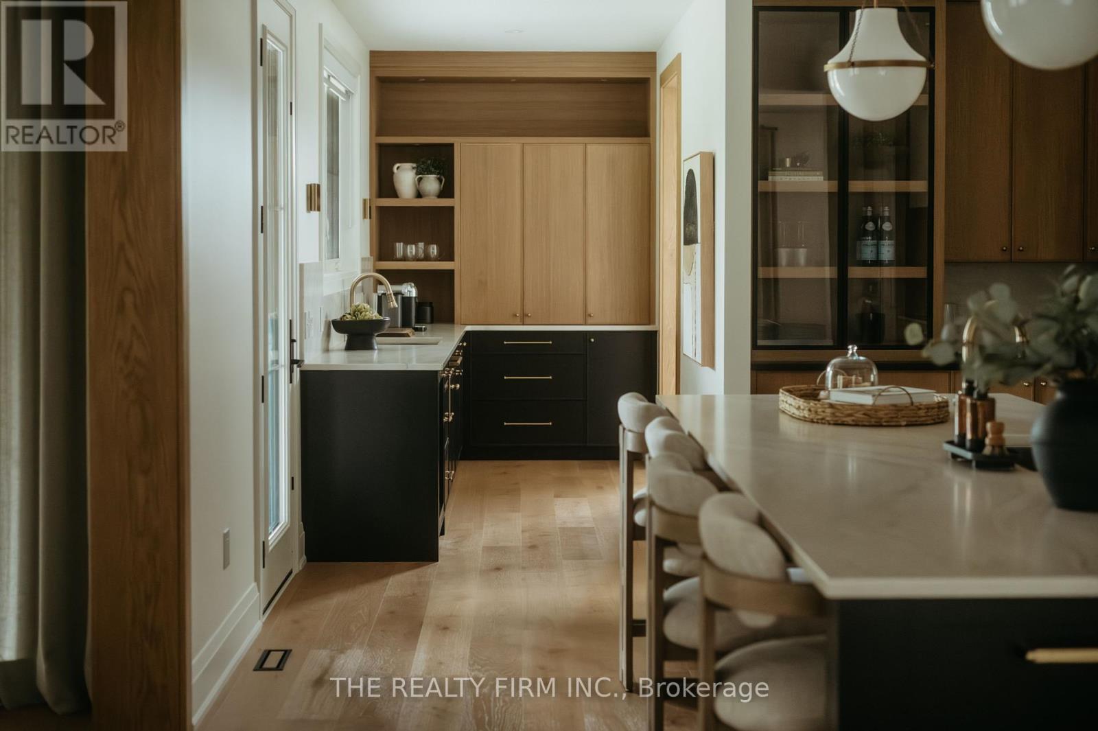 52 Royal Crescent, Southwold, Ontario  N5P 0G5 - Photo 17 - X12419154