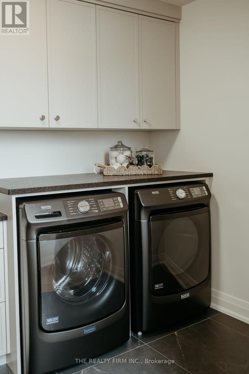 52 Royal Crescent, Southwold, Ontario  N5P 0G5 - Photo 26 - X12419154