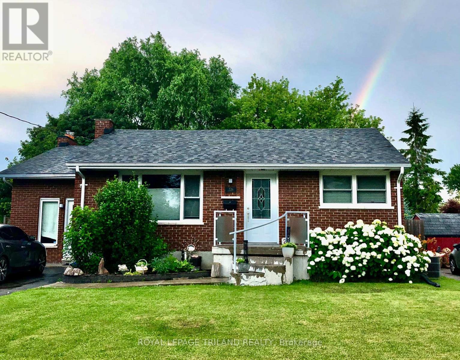 226 Rainbow Avenue, London East, Ontario  N5W 4W1 - Photo 1 - X12419192