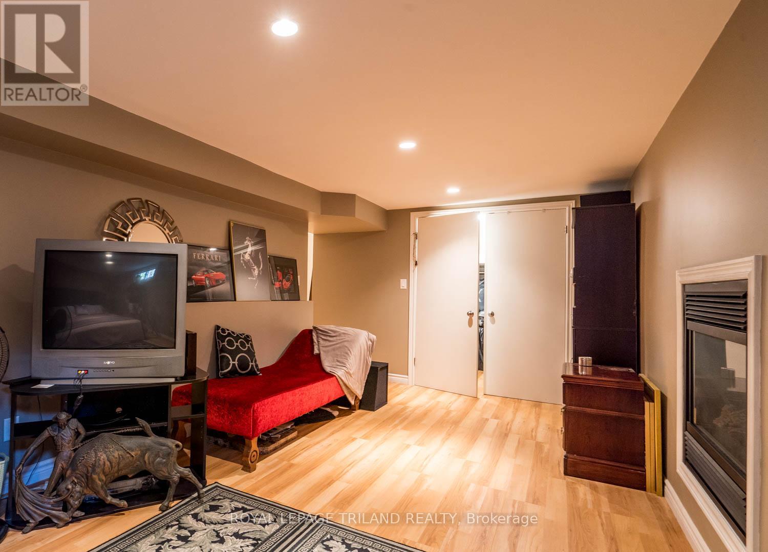 226 Rainbow Avenue, London East, Ontario  N5W 4W1 - Photo 19 - X12419192