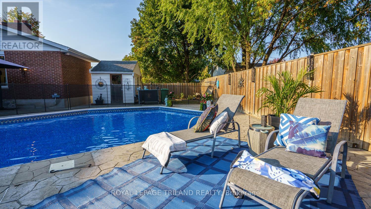 226 Rainbow Avenue, London East, Ontario  N5W 4W1 - Photo 30 - X12419192