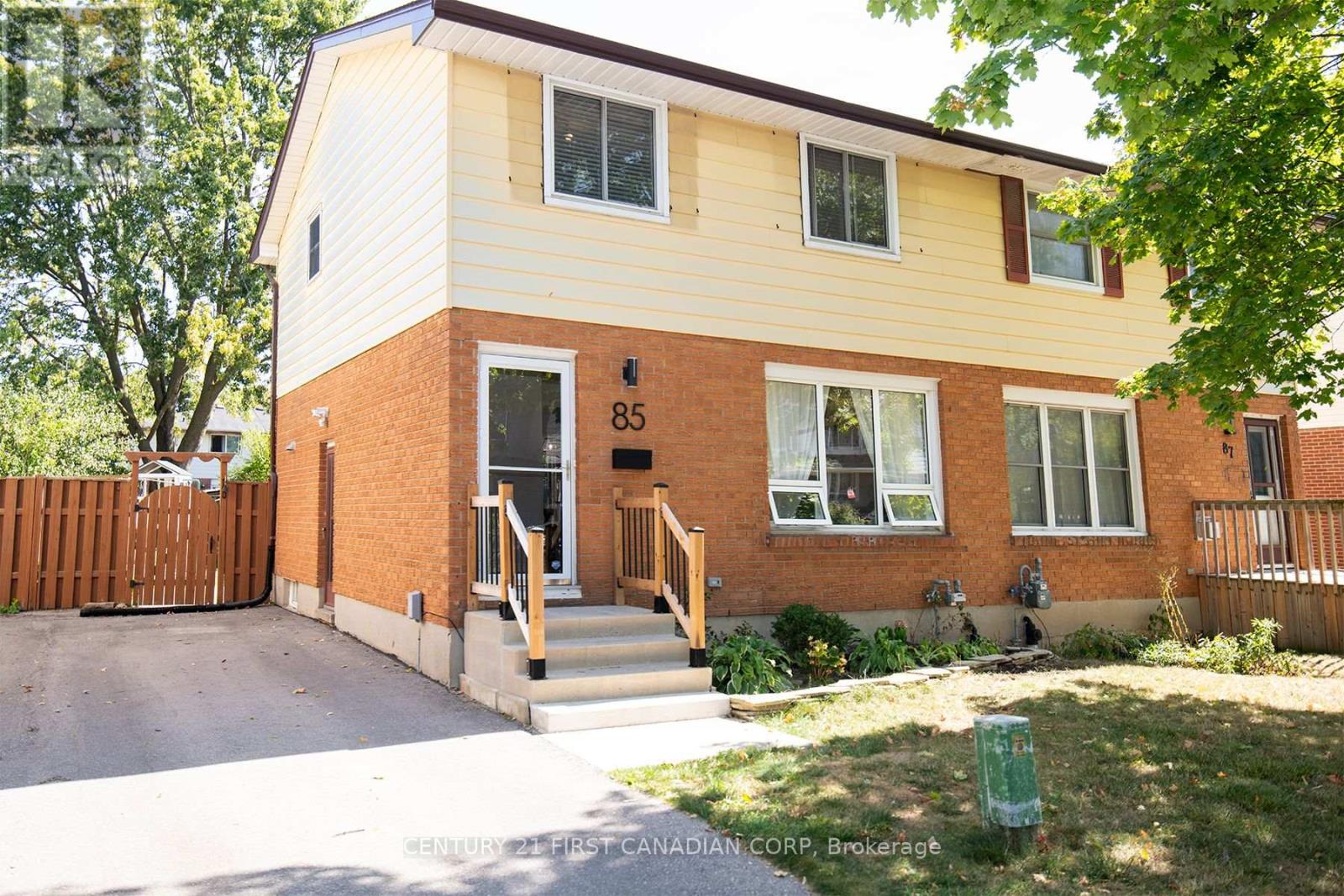 85 Augusta Crescent, London South, Ontario  N6E 2C9 - Photo 1 - X12419215