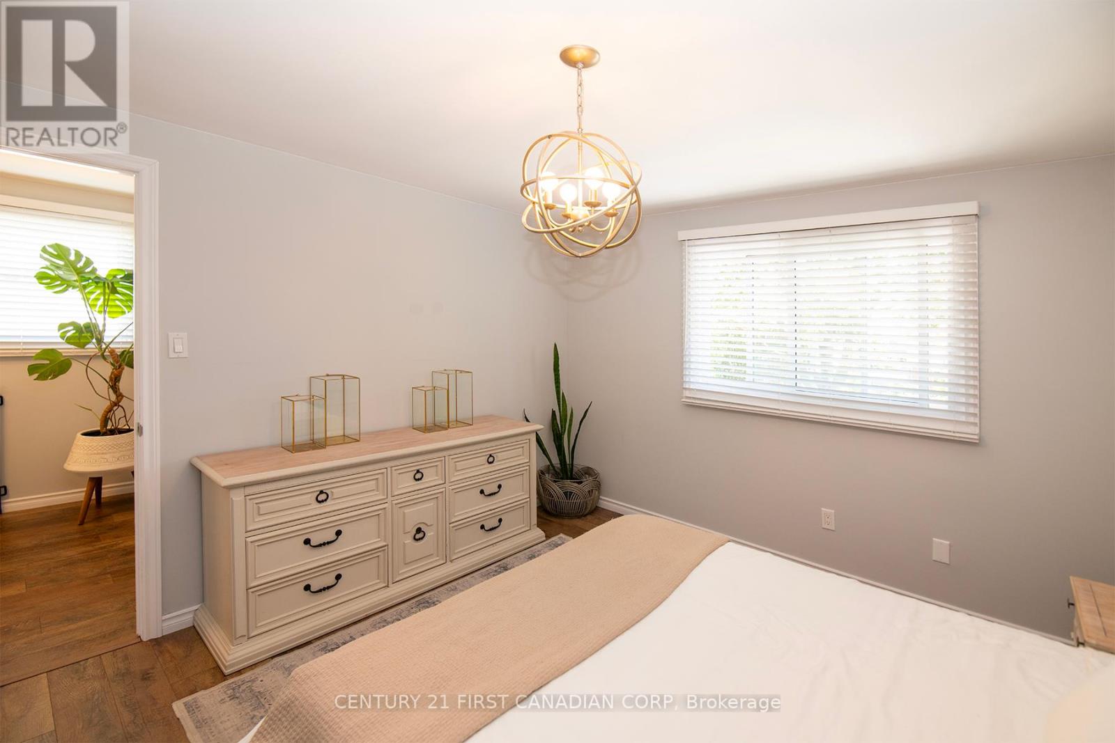 85 Augusta Crescent, London South, Ontario  N6E 2C9 - Photo 17 - X12419215