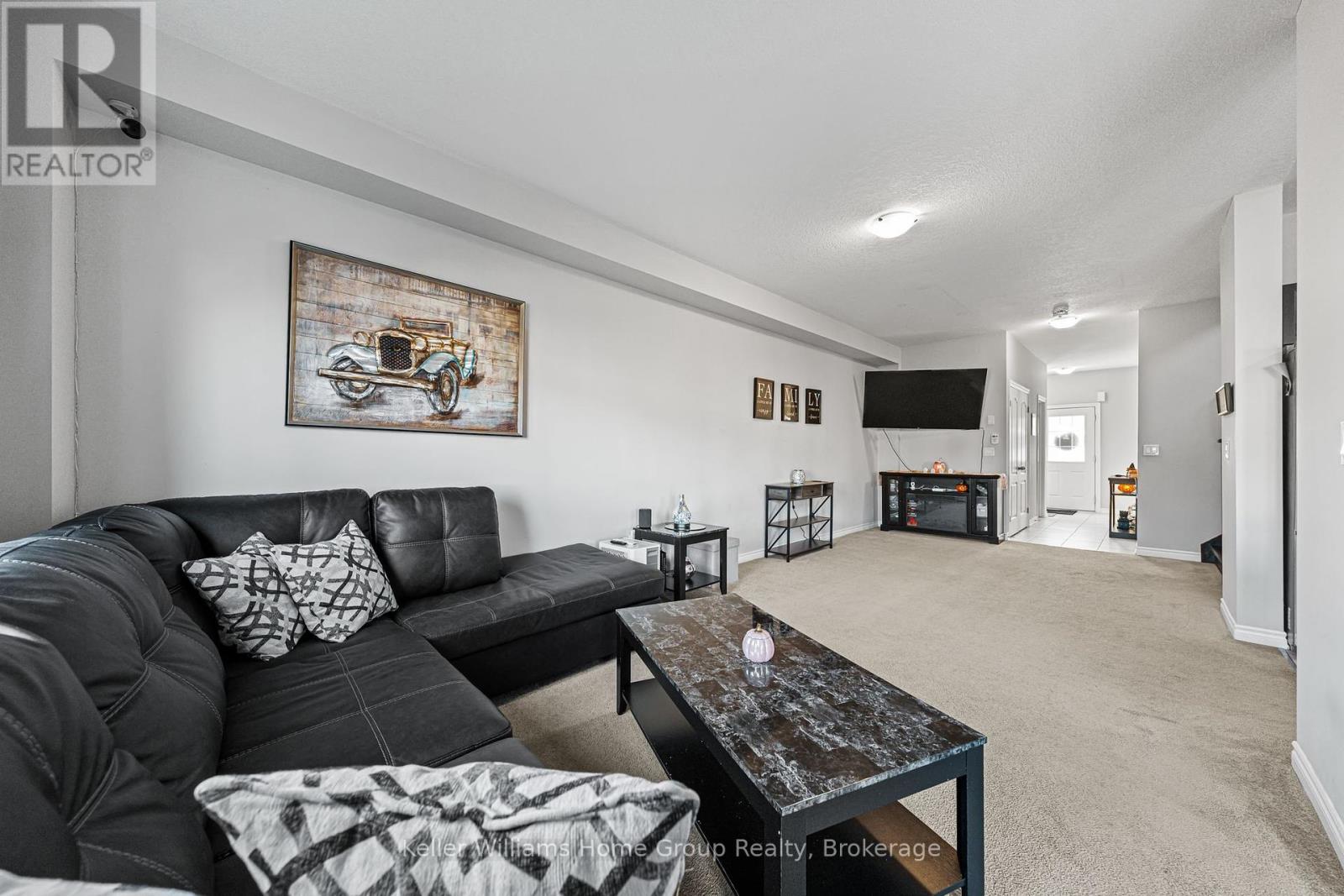 24 Courtney Street, Centre Wellington (Fergus), Ontario  N1M 0C9 - Photo 10 - X12419181