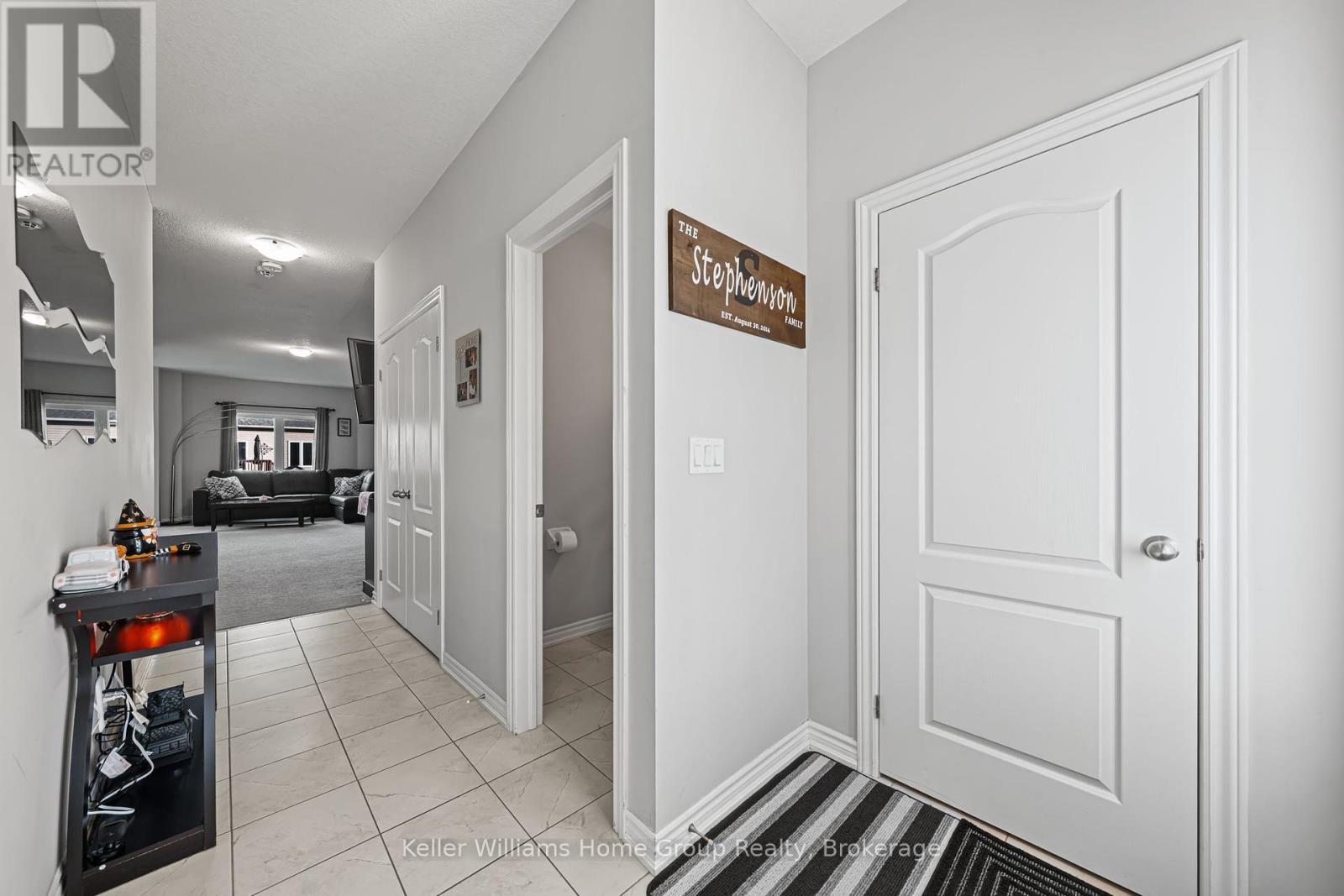 24 Courtney Street, Centre Wellington (Fergus), Ontario  N1M 0C9 - Photo 6 - X12419181