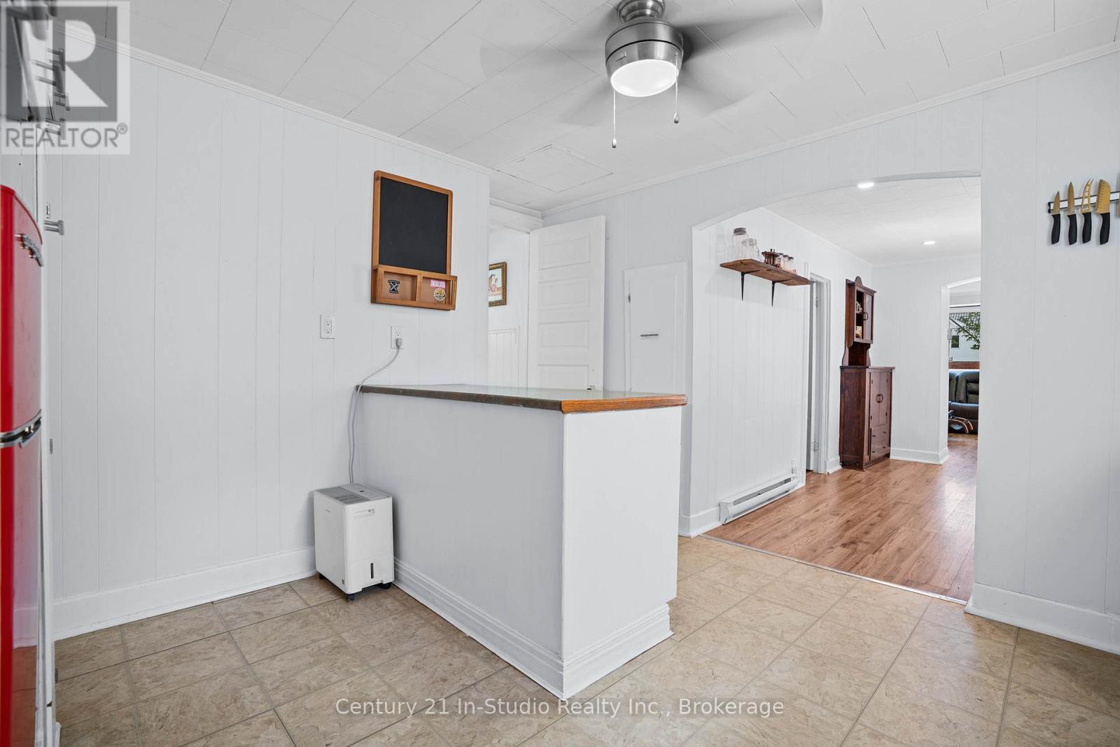 2732 3rd Avenue W, Owen Sound, Ontario  N4K 4T2 - Photo 27 - X12419217