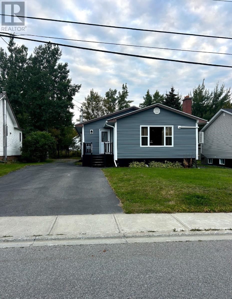 54 Blackwood Drive, Gander, Newfoundland & Labrador  A1V 1B7 - Photo 1 - 1290767