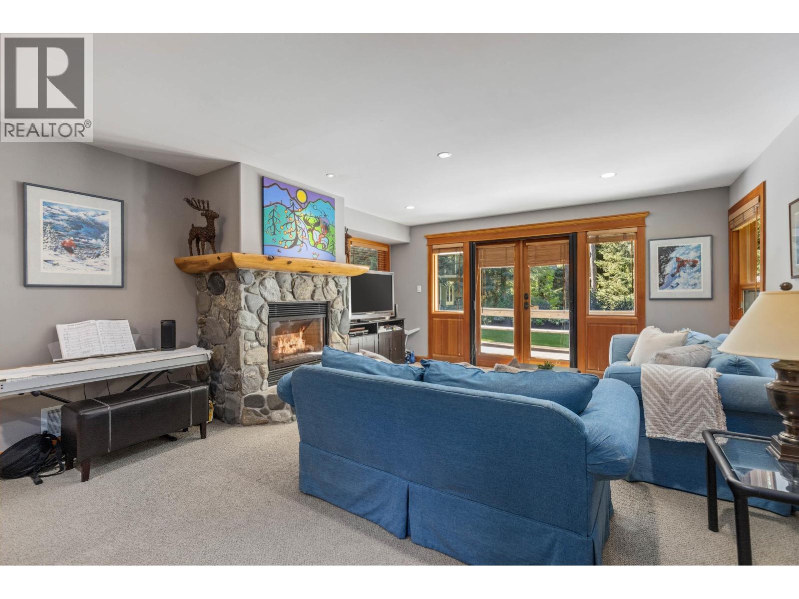 6487 Balsam Way, Whistler, British Columbia  V8E 0C5 - Photo 4 - R3050173
