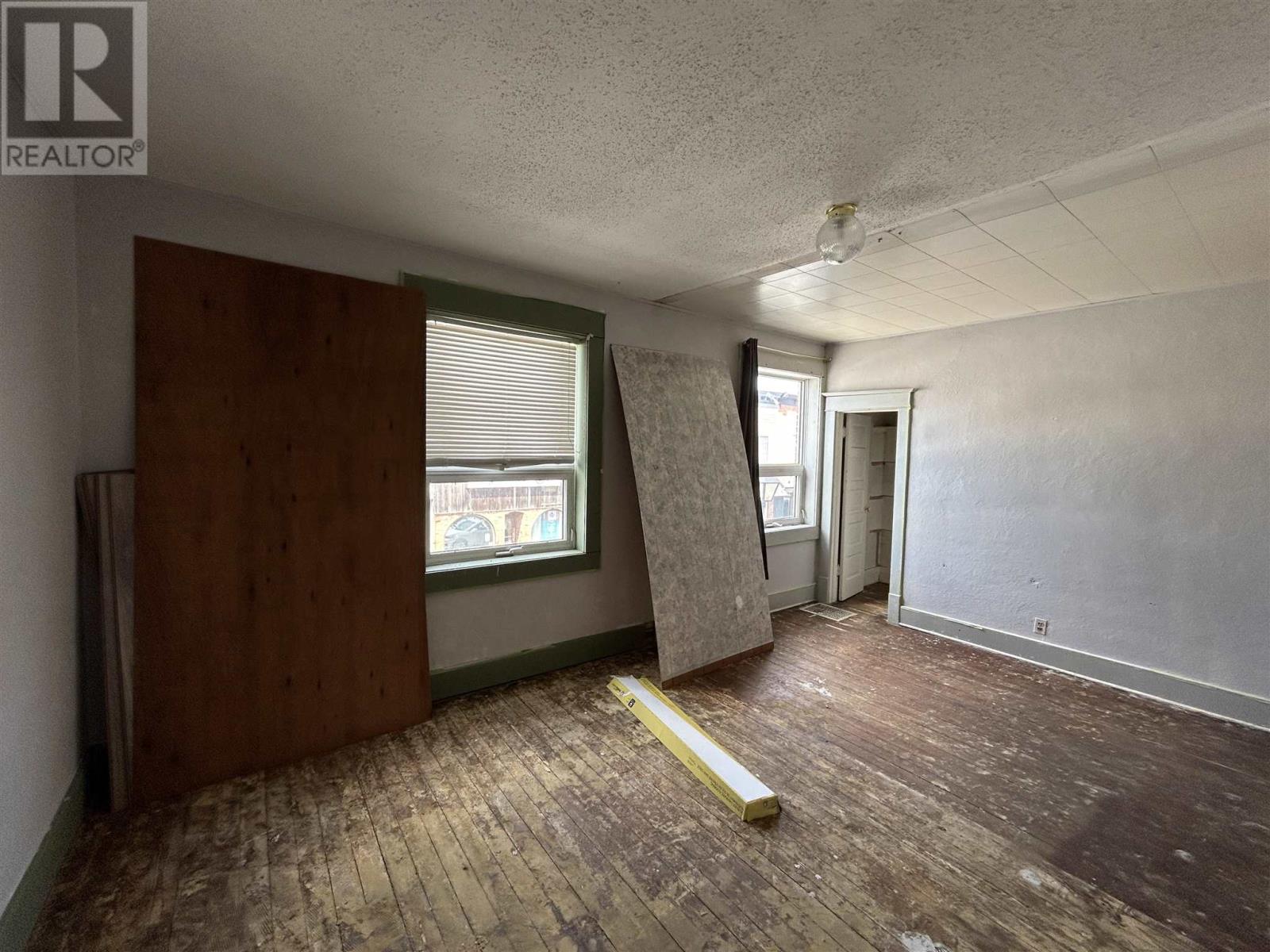 215 Scott St, Fort Frances, Ontario  P9A 1G8 - Photo 20 - TB251512