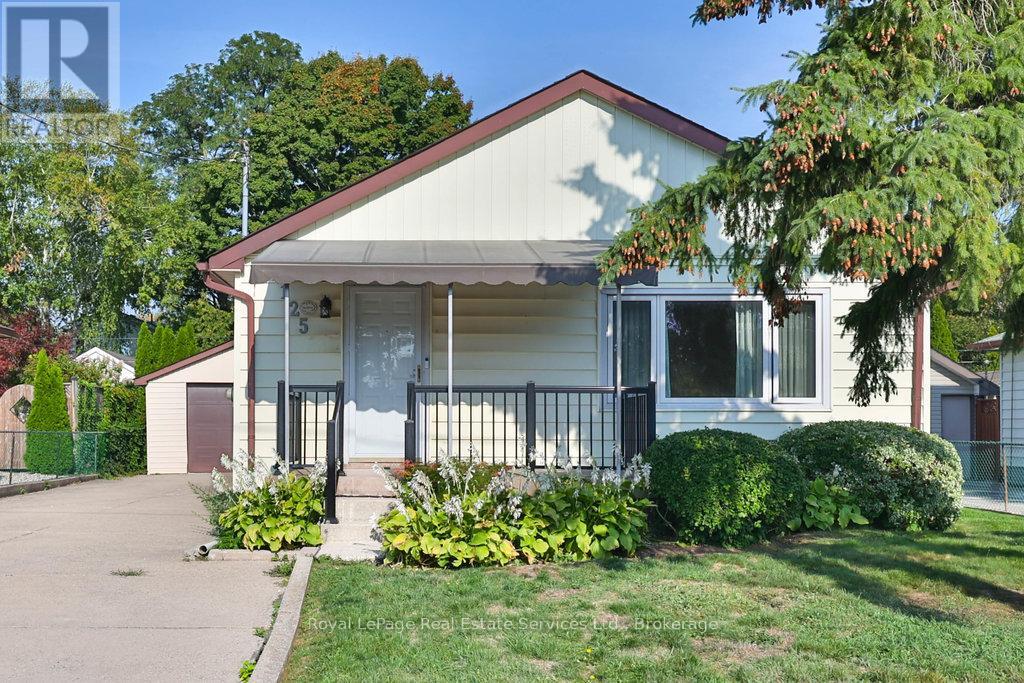 125 INGLEWOOD DRIVE, Oakville, Ontario