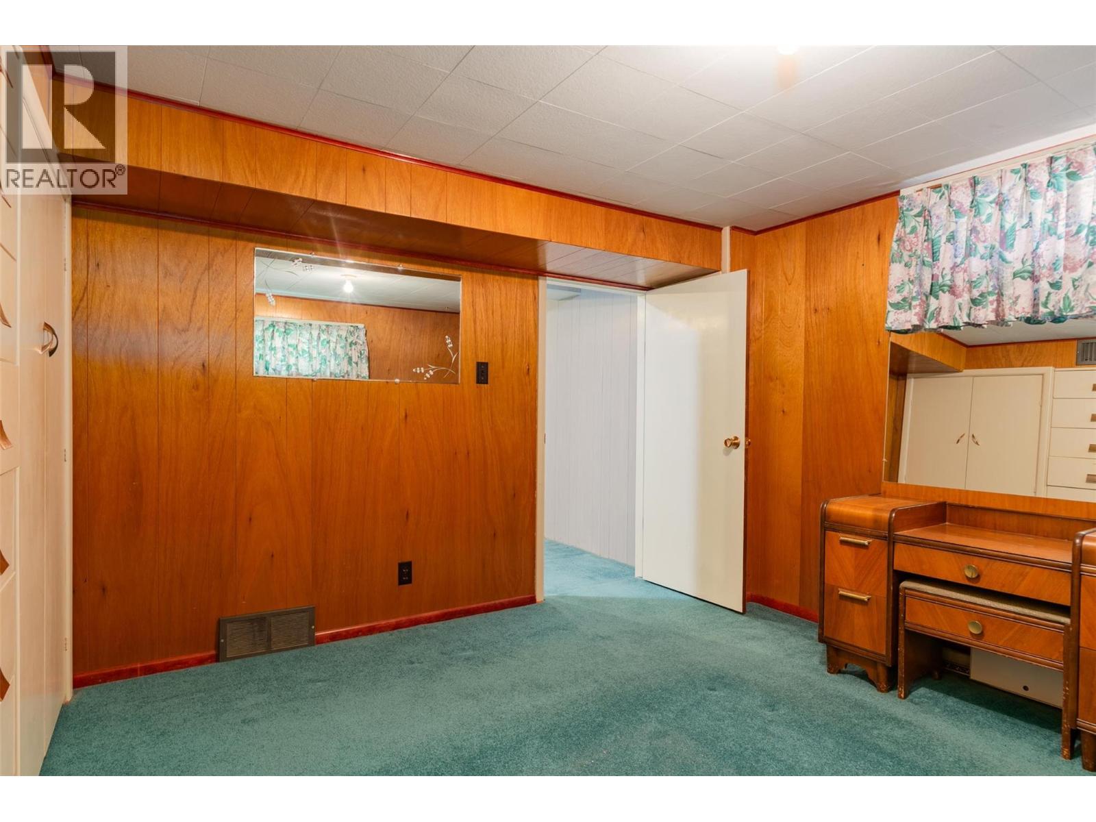 235 10th Avenue, Montrose, British Columbia  V0G 1P0 - Photo 25 - 10363734