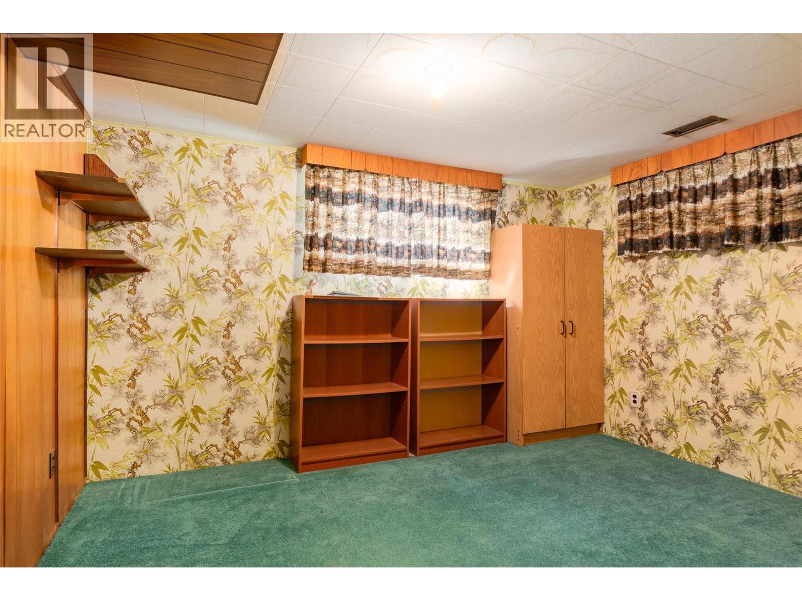 235 10th Avenue, Montrose, British Columbia  V0G 1P0 - Photo 32 - 10363734