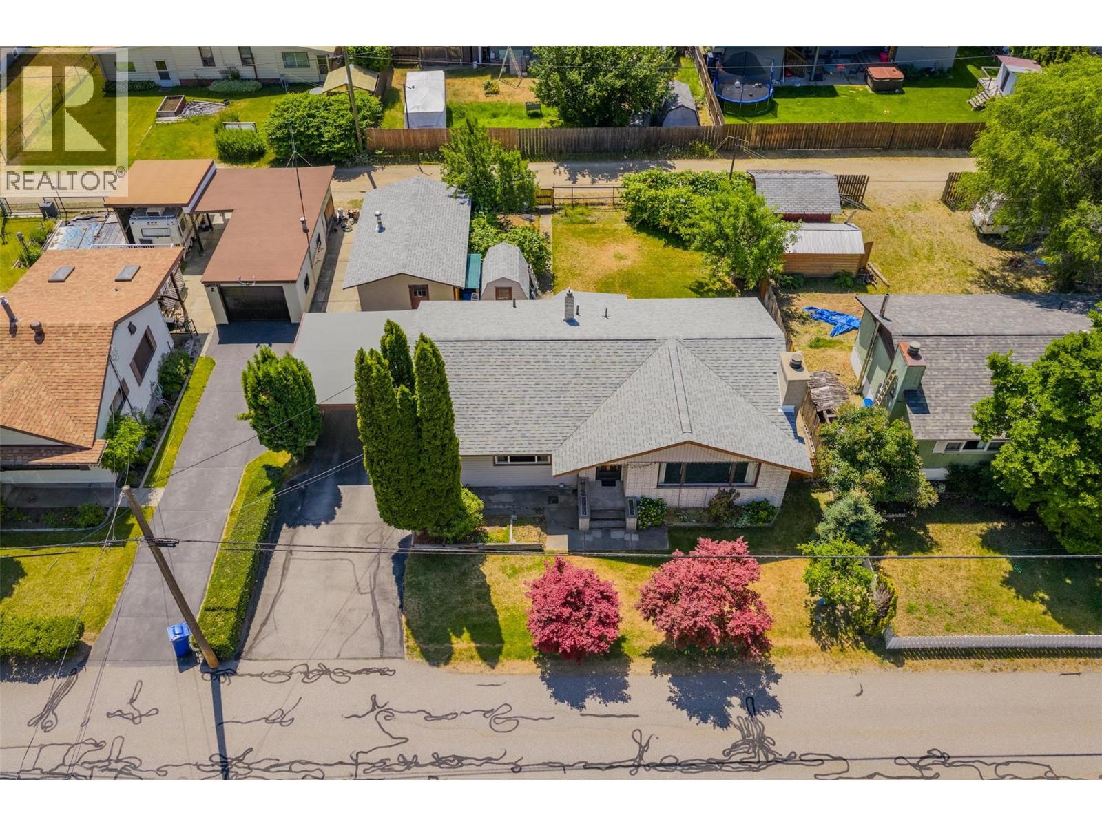 235 10th Avenue, Montrose, British Columbia  V0G 1P0 - Photo 54 - 10363734