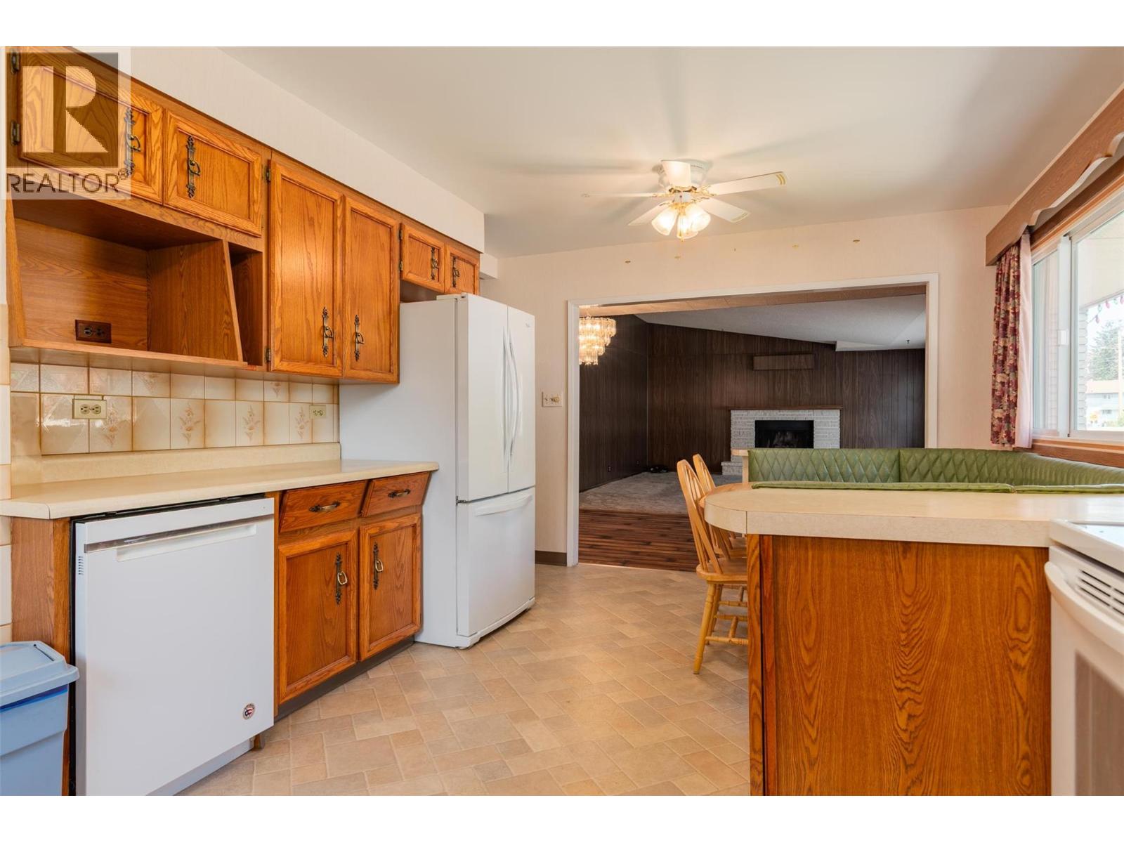 235 10th Avenue, Montrose, British Columbia  V0G 1P0 - Photo 9 - 10363734