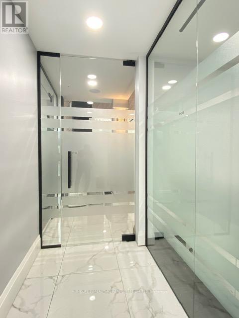20 - 2578 Bristol Circle, Oakville, Ontario  L6H 7E5 - Photo 6 - W12417764