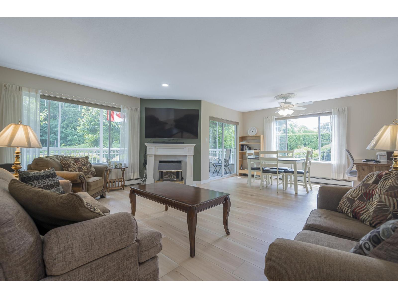 106 2491 Gladwin Road, Abbotsford, British Columbia  V2T 3N9 - Photo 3 - R3050516