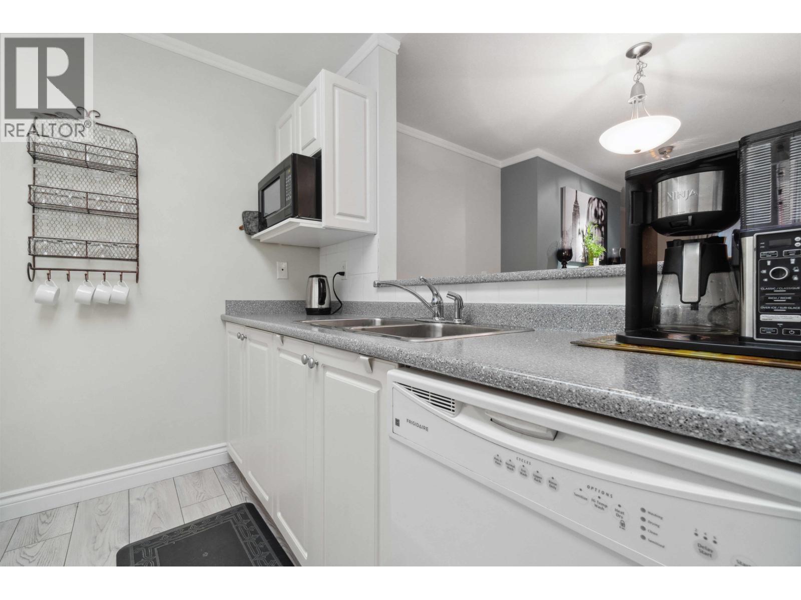 107 99 Begin Street, Coquitlam, British Columbia  V3K 6R5 - Photo 11 - R3049631