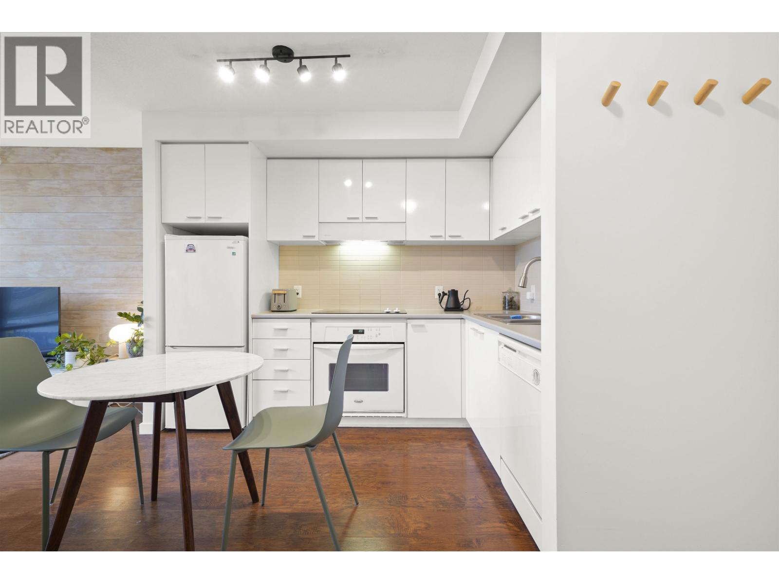 703 131 Regiment Square, Vancouver, British Columbia  V6B 1X6 - Photo 7 - R3050421