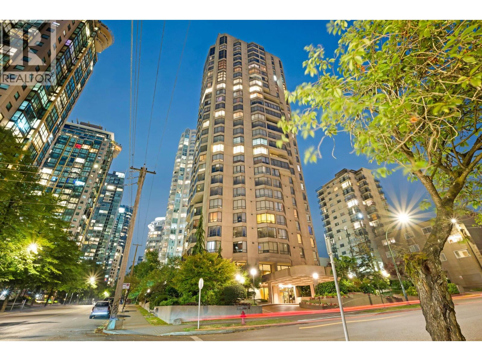 601 738 BROUGHTON STREET, Vancouver, British Columbia