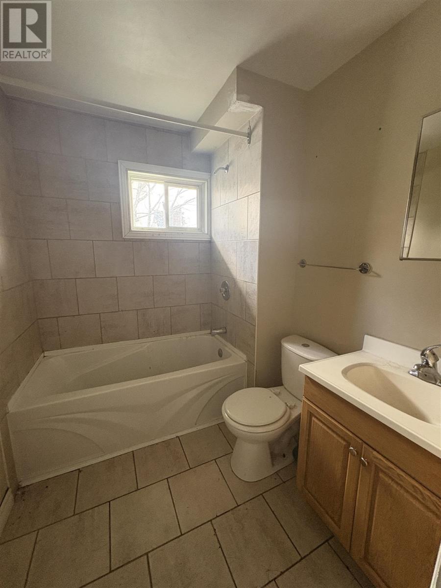 231 Brown St, Sault Ste. Marie, Ontario  P6A 1N8 - Photo 8 - SM252716