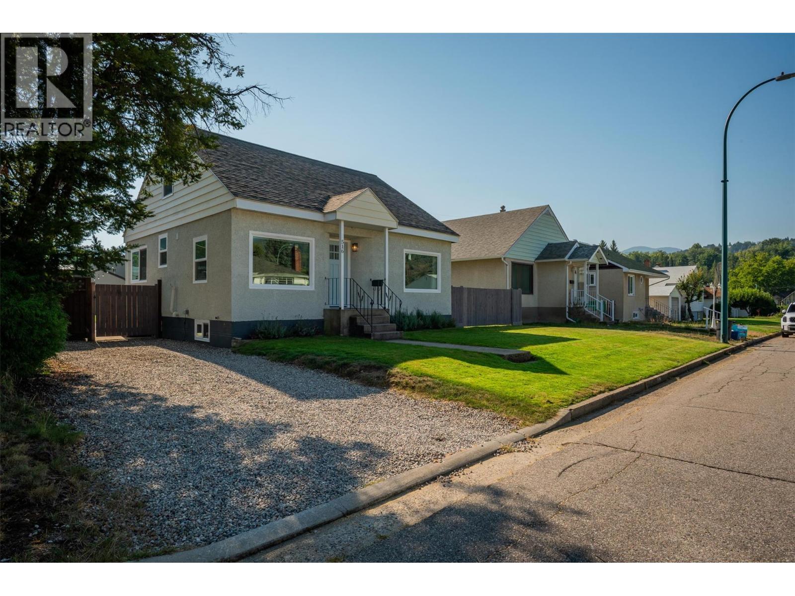 516 Portia Crescent, Trail, British Columbia  V1R 1A9 - Photo 37 - 10363644