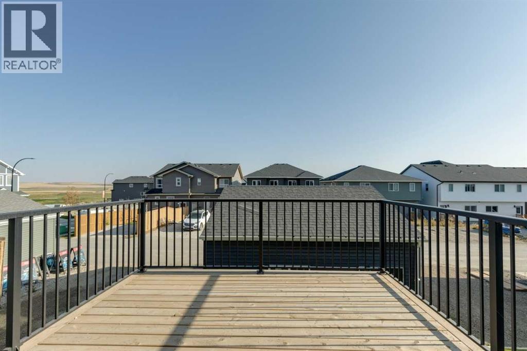 174 Mitchell Road Nw, Calgary, Alberta  T3R 2B5 - Photo 3 - A2248477