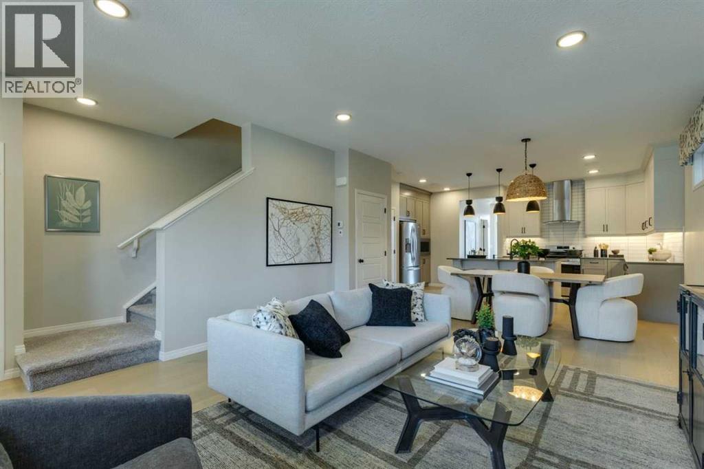 174 Mitchell Road Nw, Calgary, Alberta  T3R 2B5 - Photo 7 - A2248477
