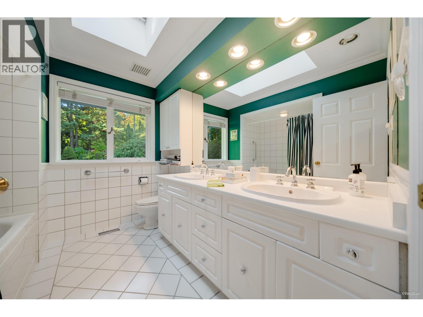 485 Southborough Drive, West Vancouver, British Columbia  V7S 1M4 - Photo 22 - R3050436