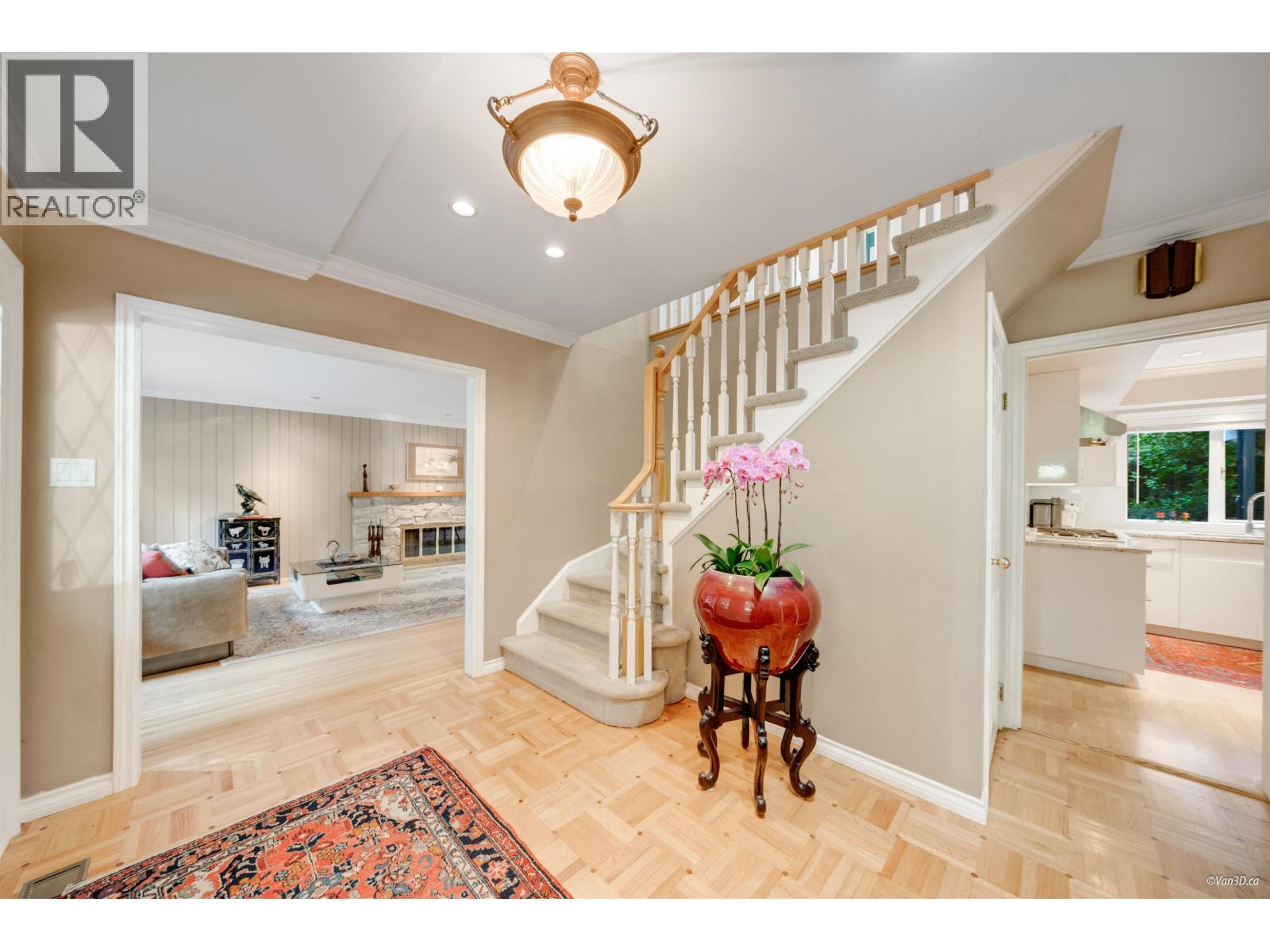 485 Southborough Drive, West Vancouver, British Columbia  V7S 1M4 - Photo 3 - R3050436