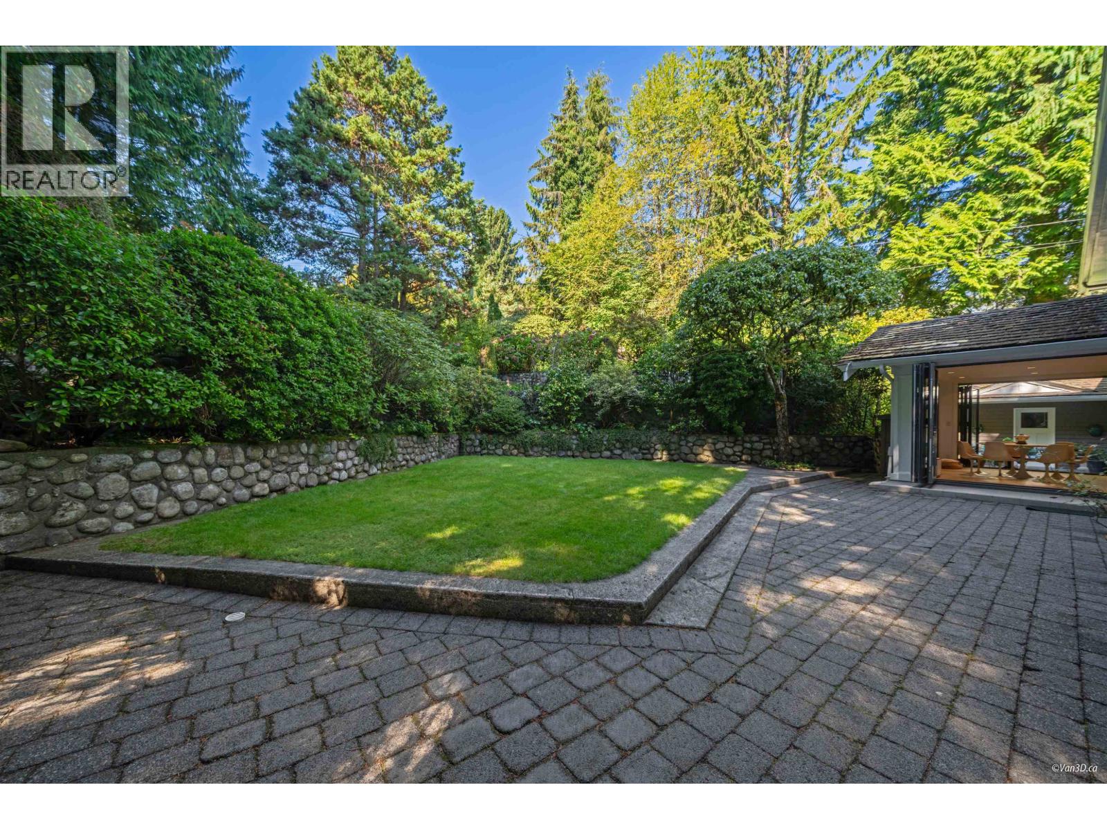 485 Southborough Drive, West Vancouver, British Columbia  V7S 1M4 - Photo 31 - R3050436