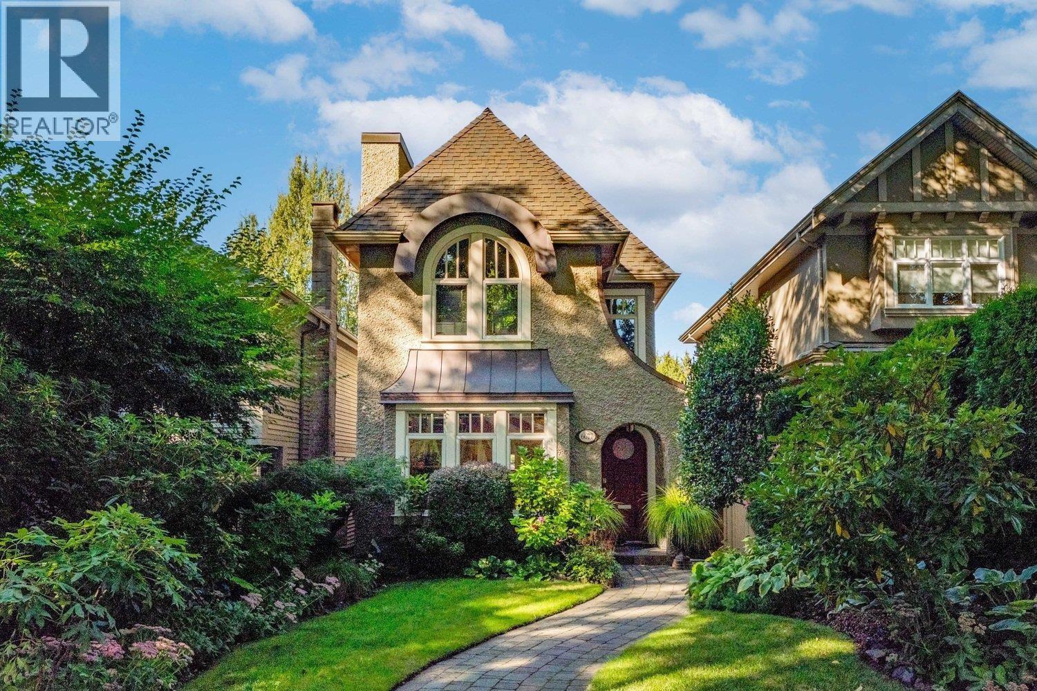 6677 LABURNUM STREET, Vancouver, British Columbia