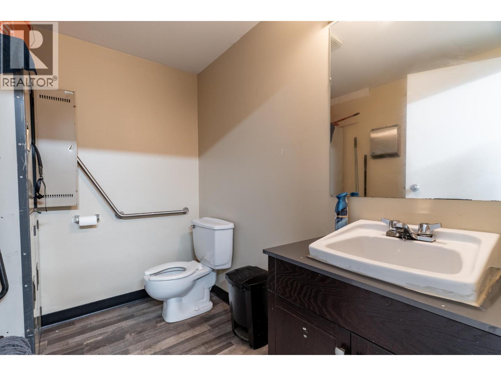 9013 Shaughnessy Street, Vancouver, British Columbia  V6P 6R9 - Photo 16 - C8072408