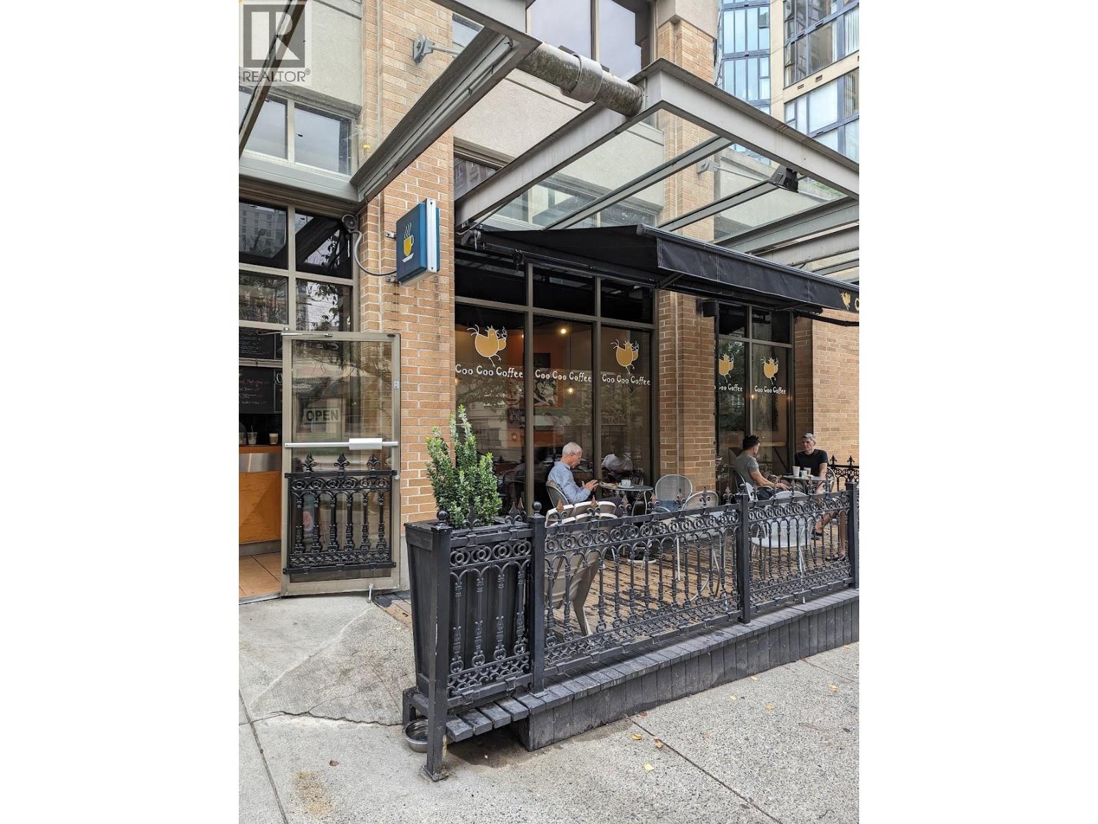 477 DAVIE STREET, vancouver, British Columbia