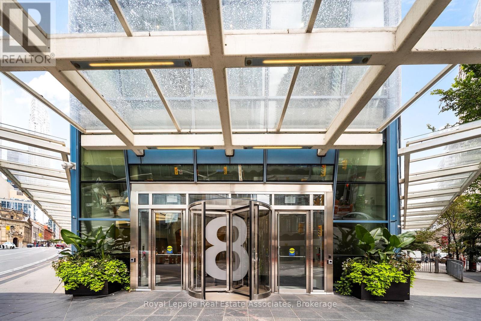 507 - 8 The Esplanade, Toronto, Ontario  M5E 0A6 - Photo 3 - C12418987