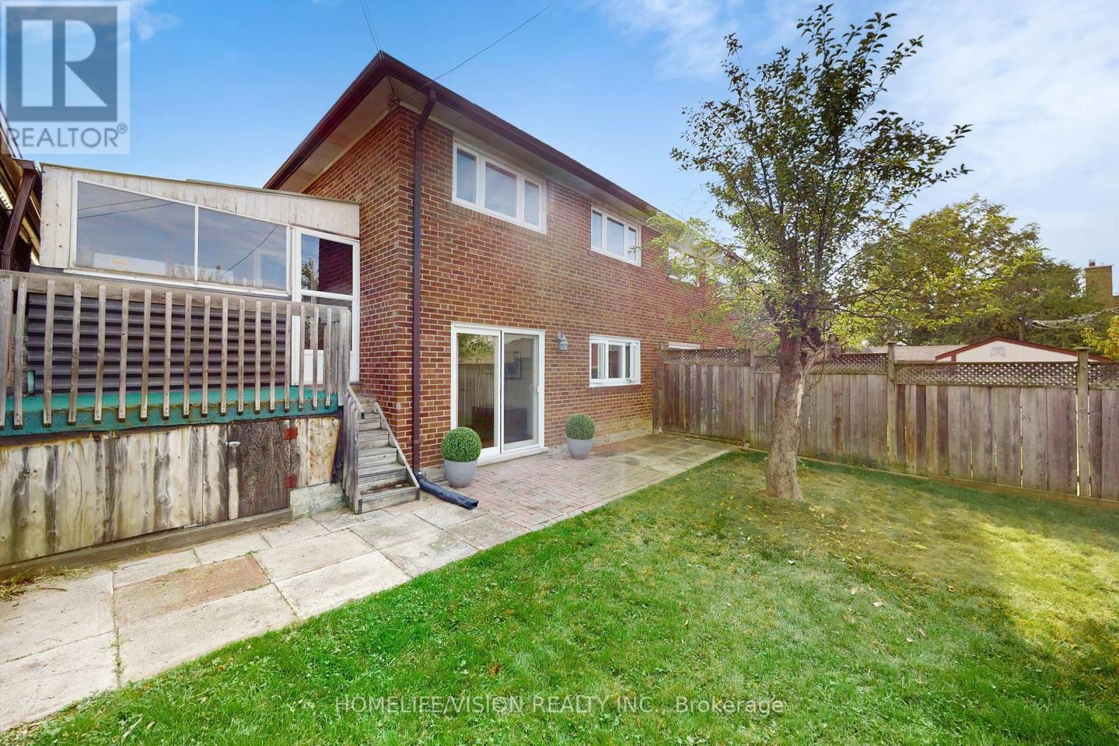 54 Pinebrook Avenue, Toronto, Ontario  M4A 1Z2 - Photo 49 - C12419055
