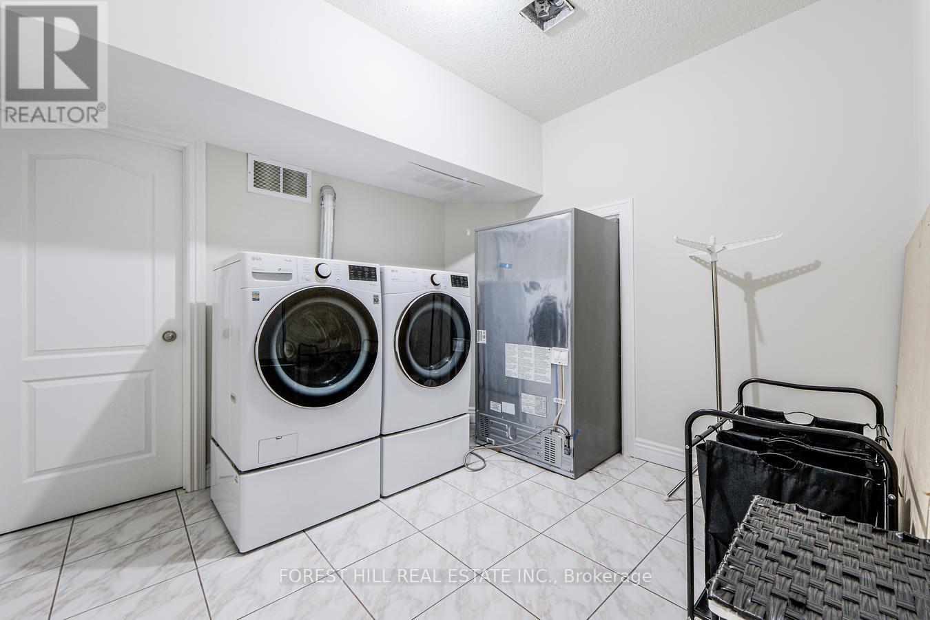 46 Wimpole Drive, Toronto, Ontario  M2L 2L3 - Photo 40 - C12419103