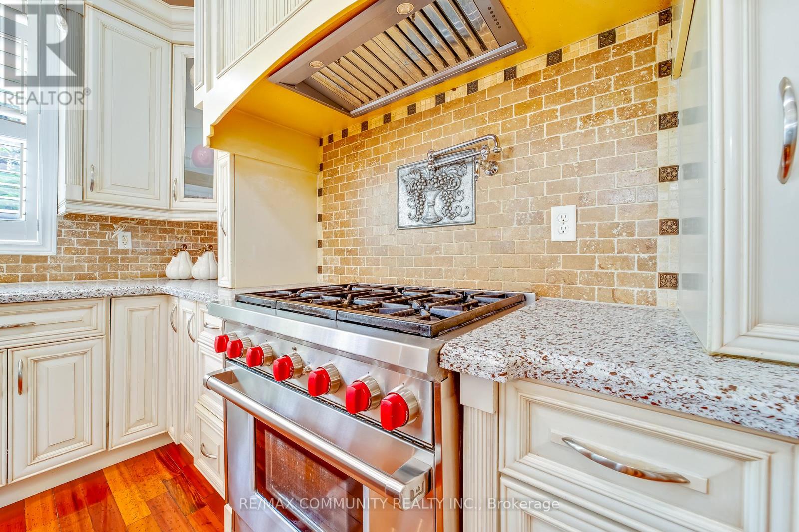 2 Dolby Crescent, Ajax (Northeast Ajax), Ontario  L1Z 0E1 - Photo 18 - E12419021