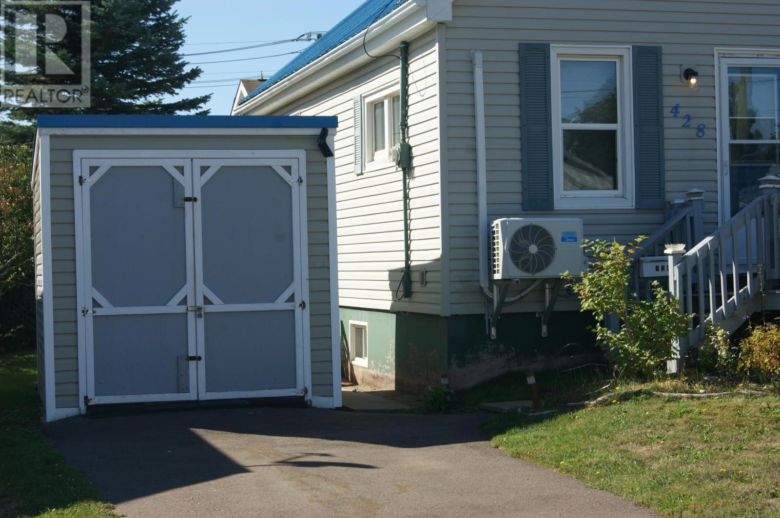 428 Palmer Street, Summerside, Prince Edward Island  C1N 1W1 - Photo 2 - 202523997
