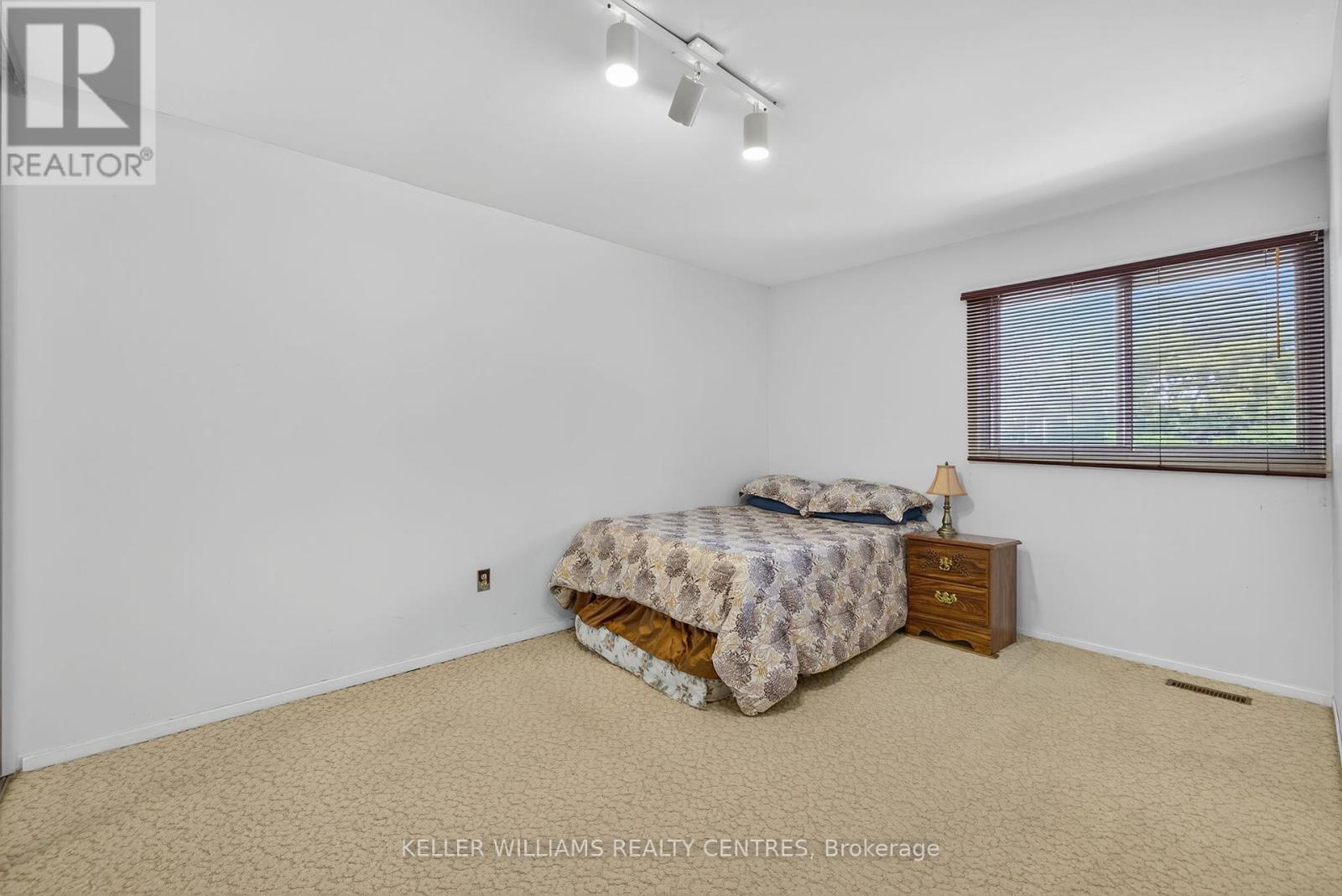 100 Poplar Crescent, Aurora, Ontario  L4G 3L3 - Photo 35 - N12419037