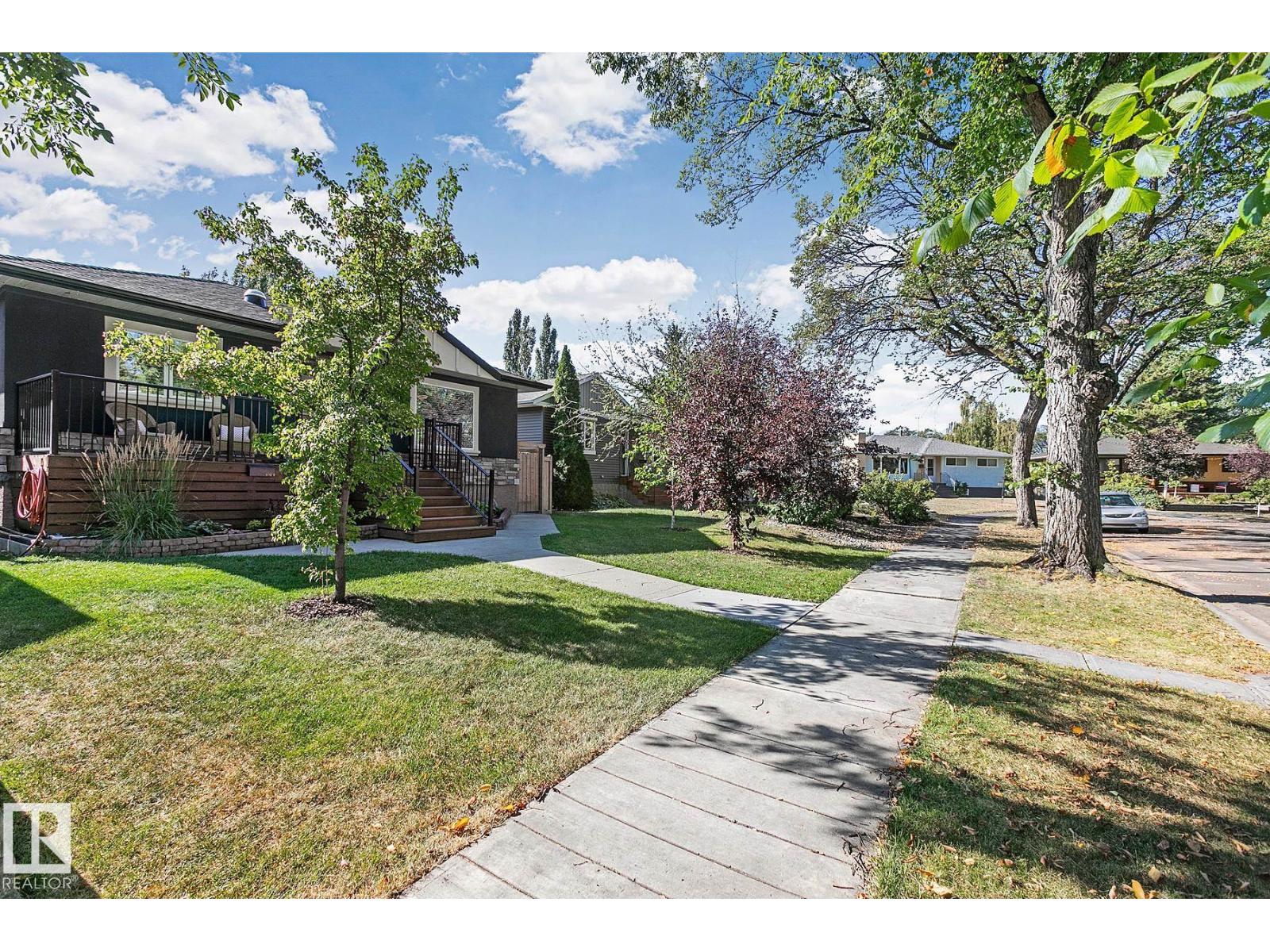 9767 65 Av Nw, Edmonton, Alberta  T6E 0K5 - Photo 6 - E4458916