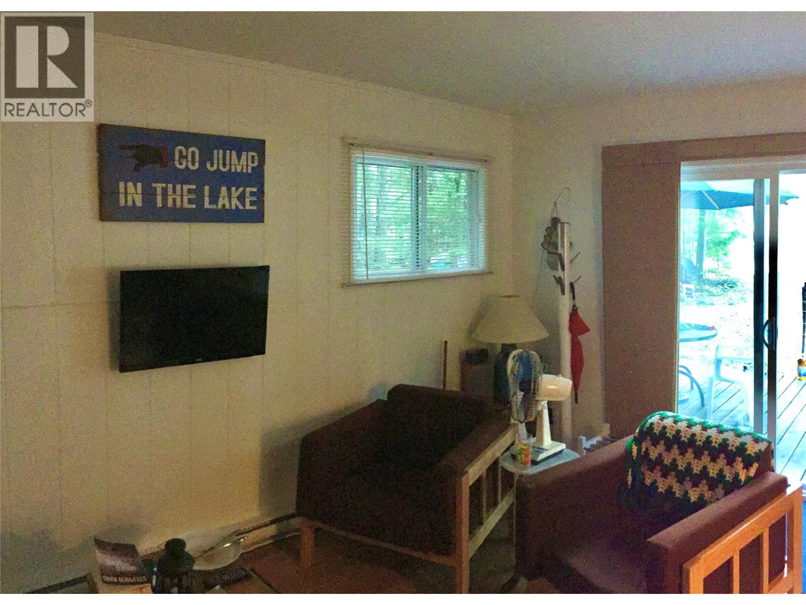 3848 Rock Island Road, Nakusp, British Columbia  V0G 1R1 - Photo 11 - 10340019