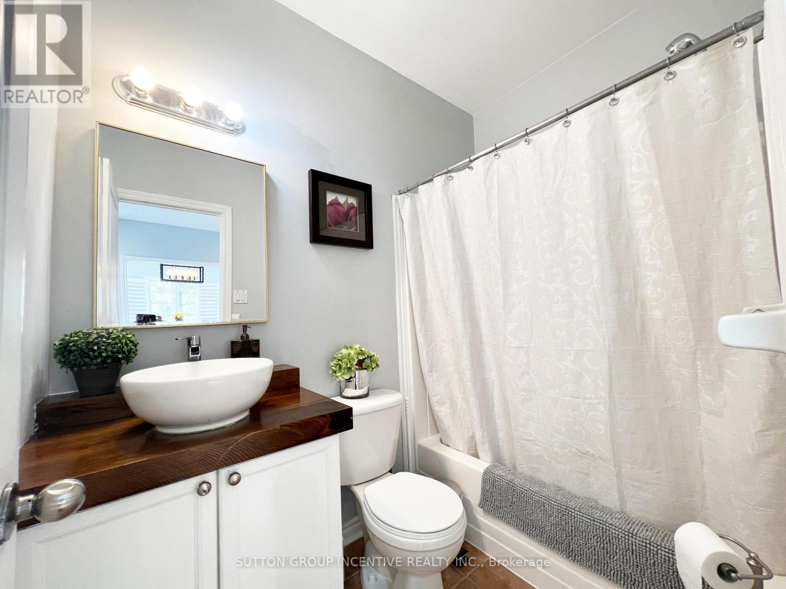38 Hurst Drive, Barrie, Ontario  L4N 9K3 - Photo 24 - S12419073