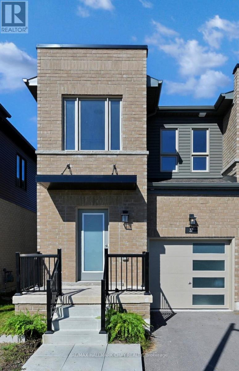 37 Turnberry Lane, Barrie, Ontario  L9J 0M8 - Photo 1 - S12419123