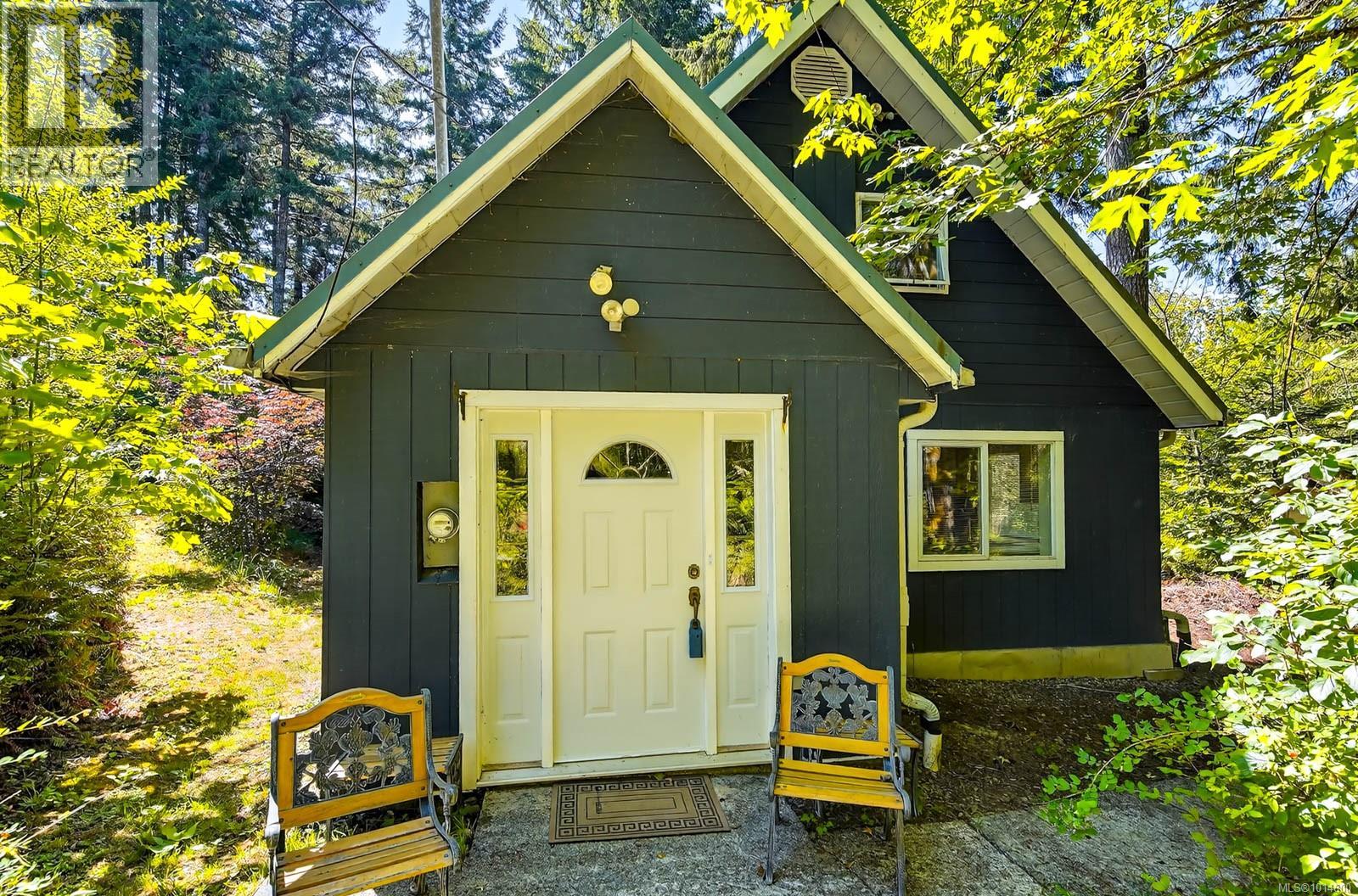 8000 Beaver Creek Rd, Port Alberni, British Columbia  V9Y 8N2 - Photo 2 - 1014600