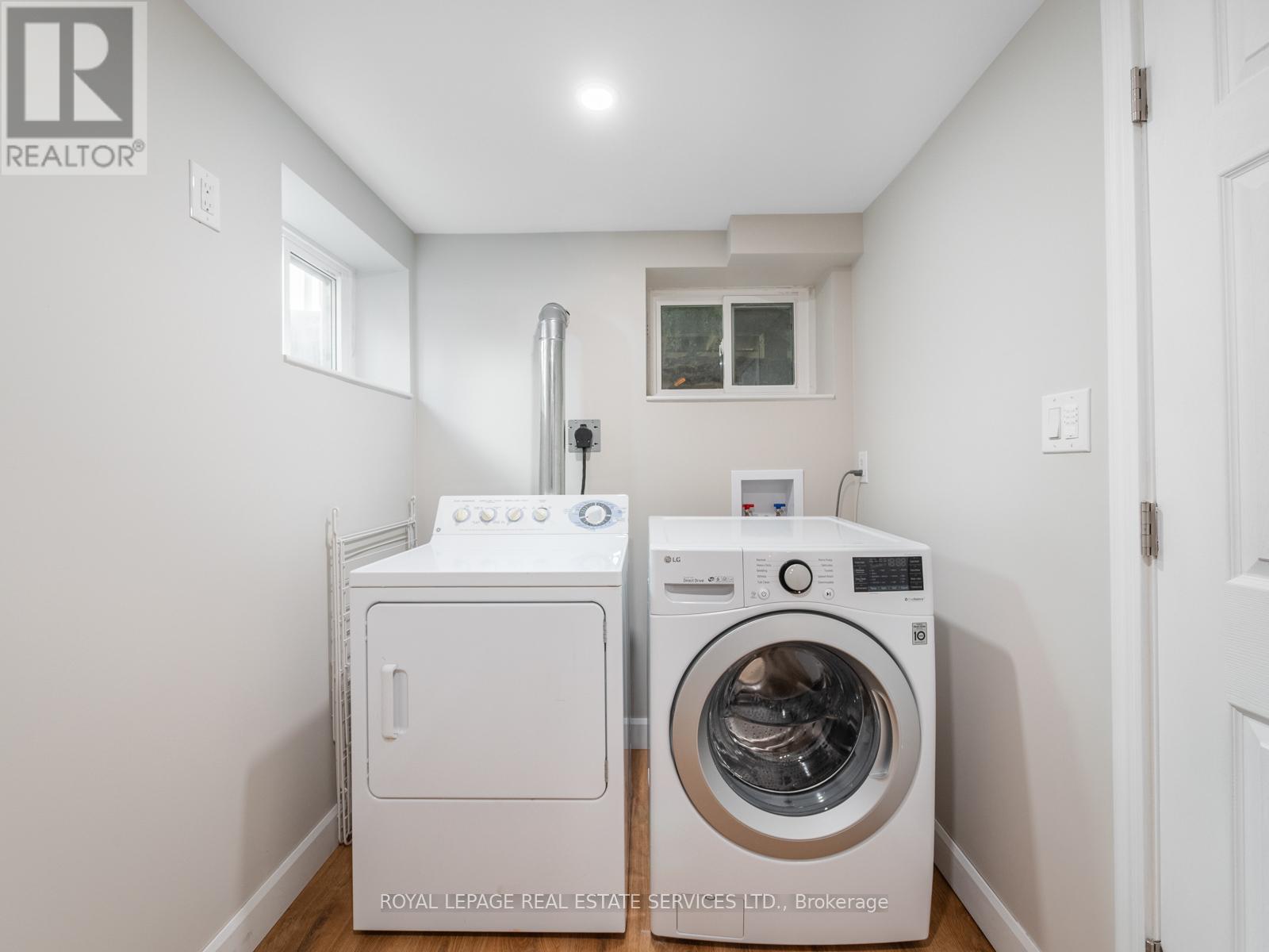 61 Skylark Road, Toronto, Ontario  M6S 4M5 - Photo 35 - W12419001