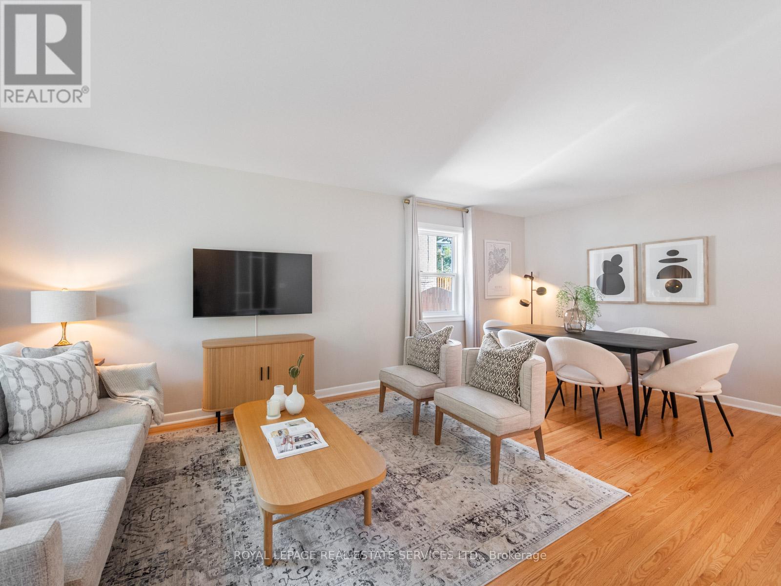 61 Skylark Road, Toronto, Ontario  M6S 4M5 - Photo 4 - W12419001