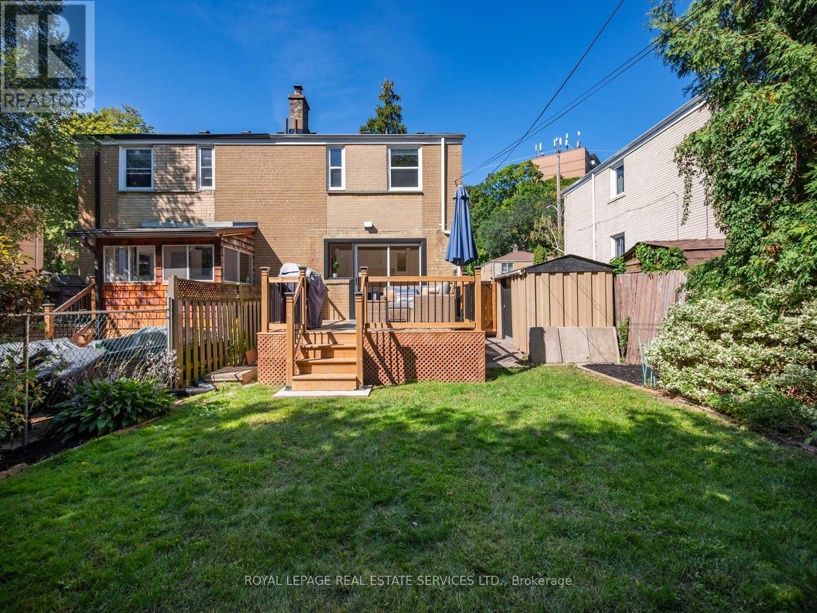 61 Skylark Road, Toronto, Ontario  M6S 4M5 - Photo 40 - W12419001