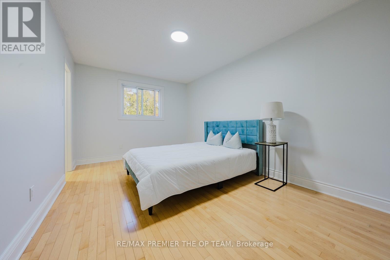 8 Elite Road, Caledon, Ontario  L7K 0K9 - Photo 26 - W12419012