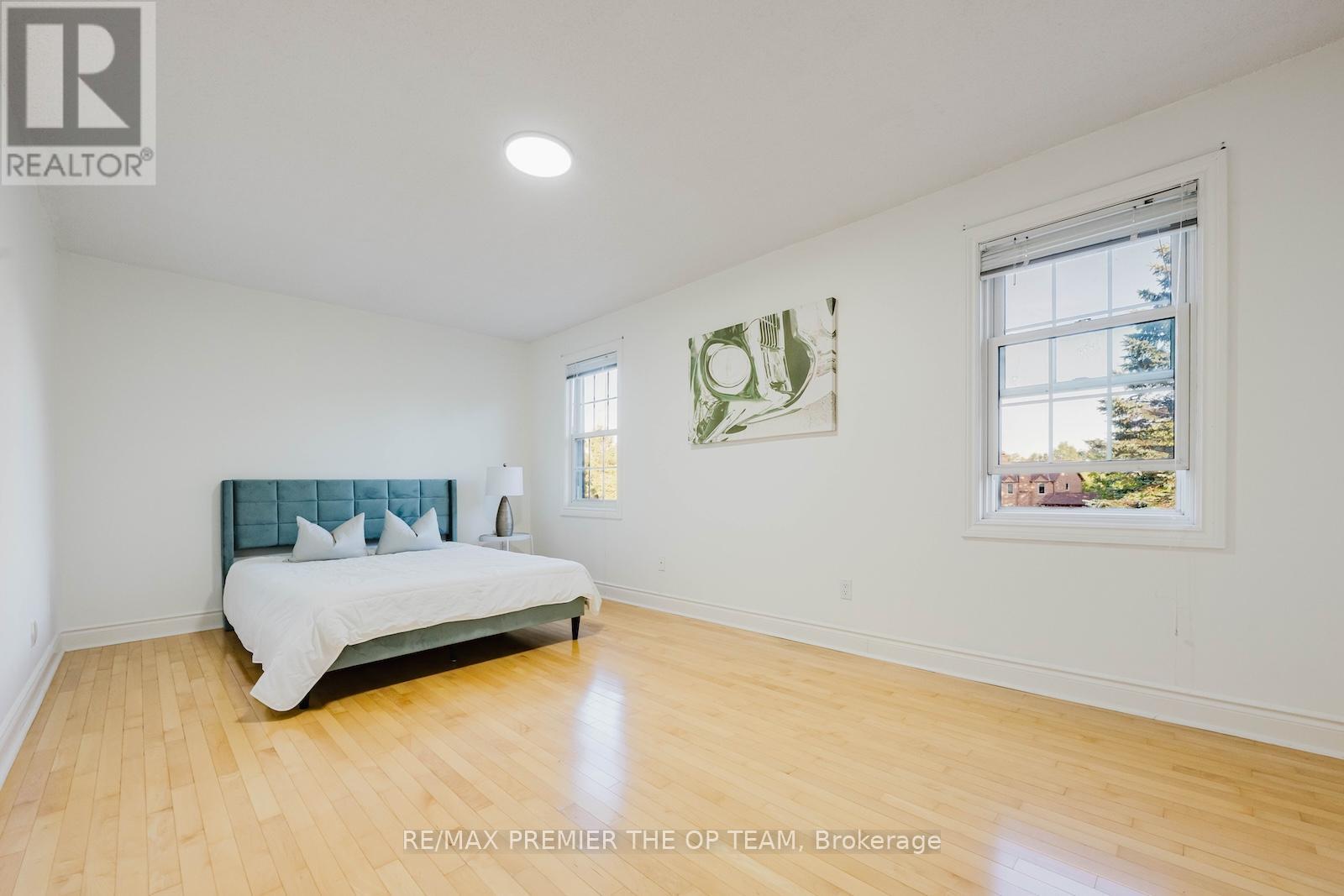 8 Elite Road, Caledon, Ontario  L7K 0K9 - Photo 27 - W12419012
