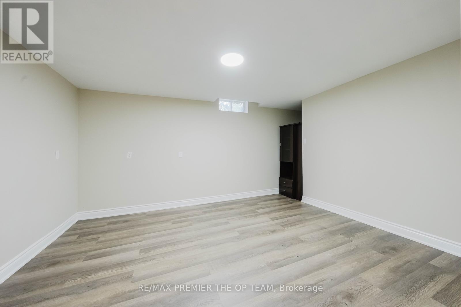 8 Elite Road, Caledon, Ontario  L7K 0K9 - Photo 29 - W12419012